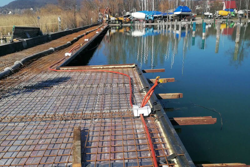 Betonlogisztika - betonpumpa csőépítés Kikötő