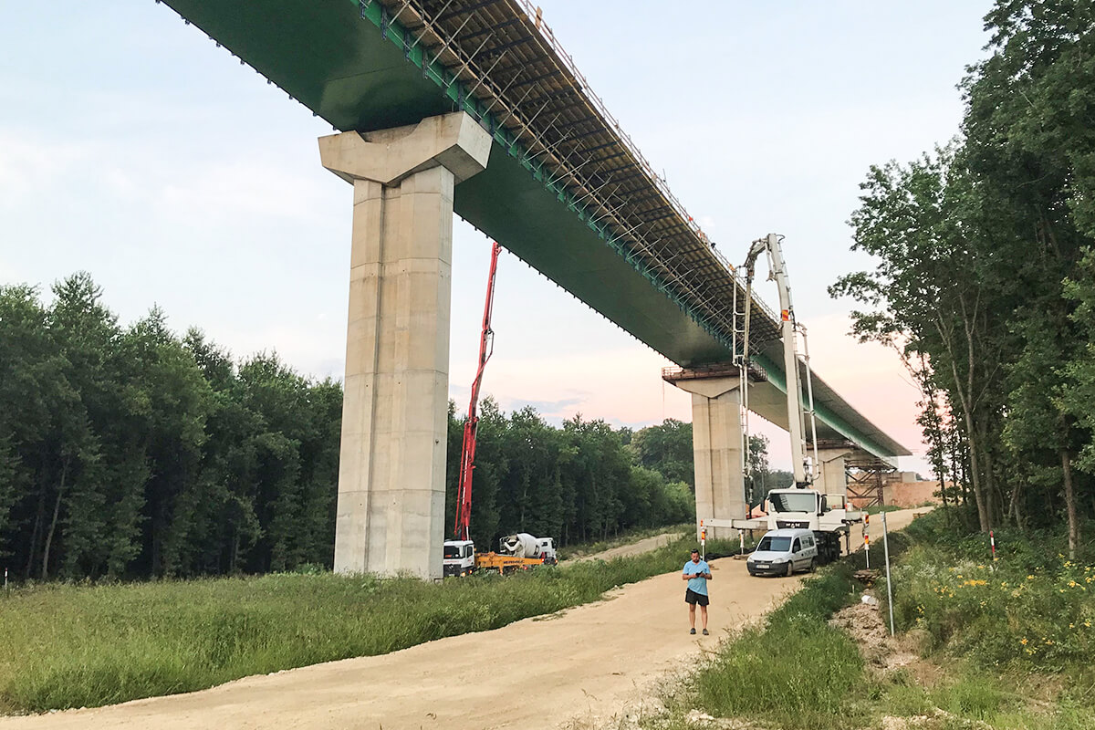 Betonlogisztika - hídbetonozás Vasszécsény